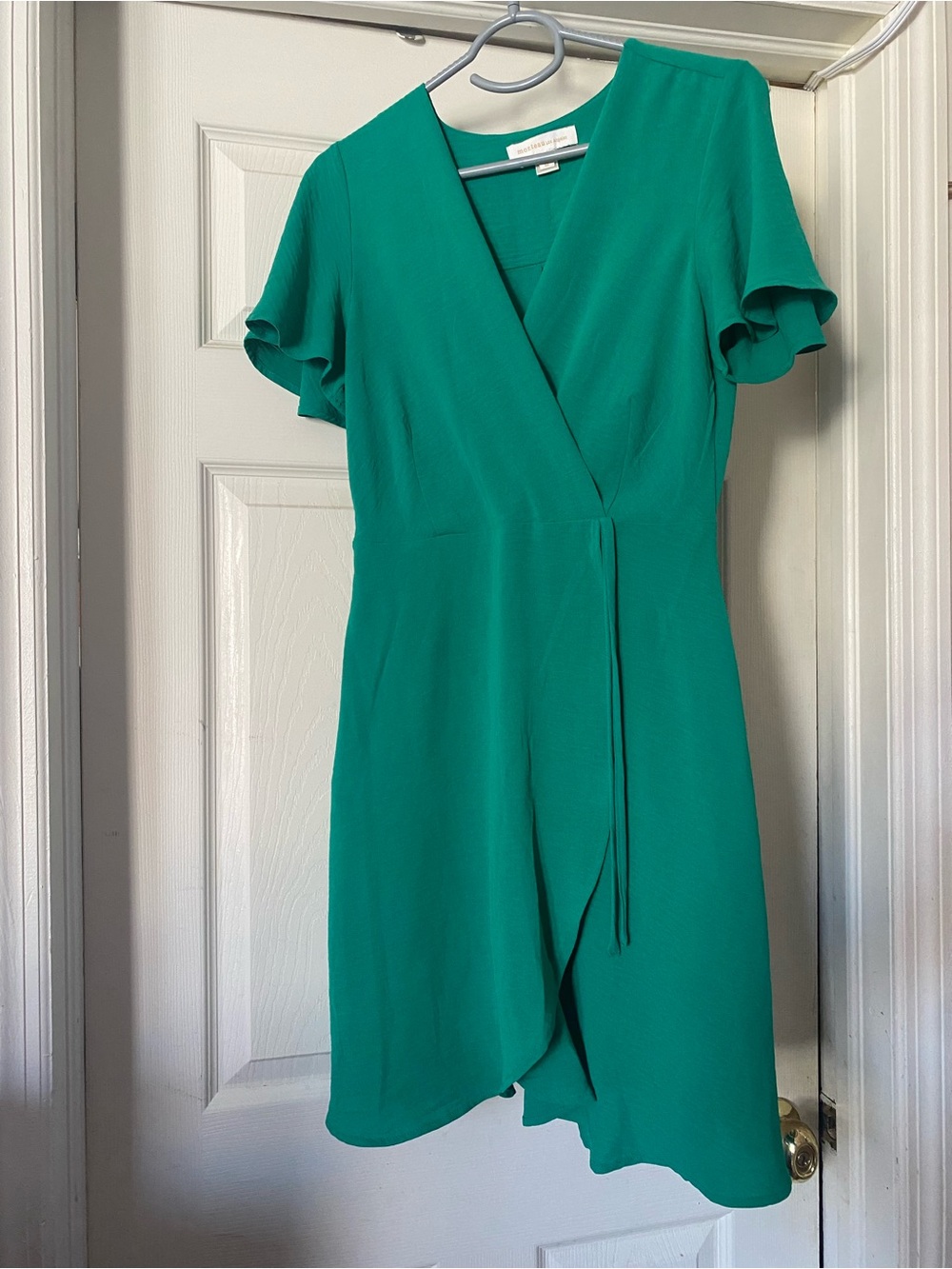 Monteau Los Angeles Green V-Neck Wrap Dress